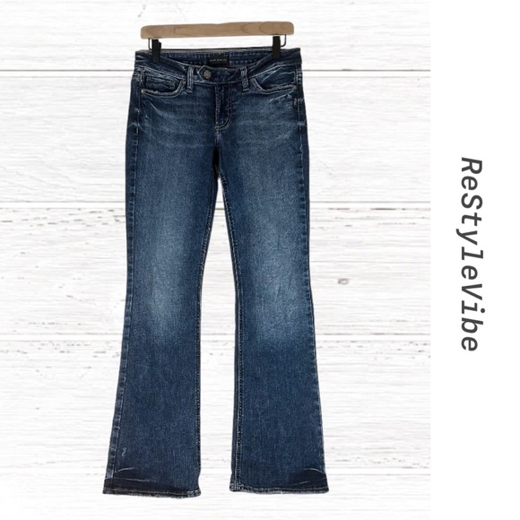SILVER JEANS Women’s Size 29/L31 Denim Tuesday Style  Slim Boot Fit Stretch - Picture 1 of 13
